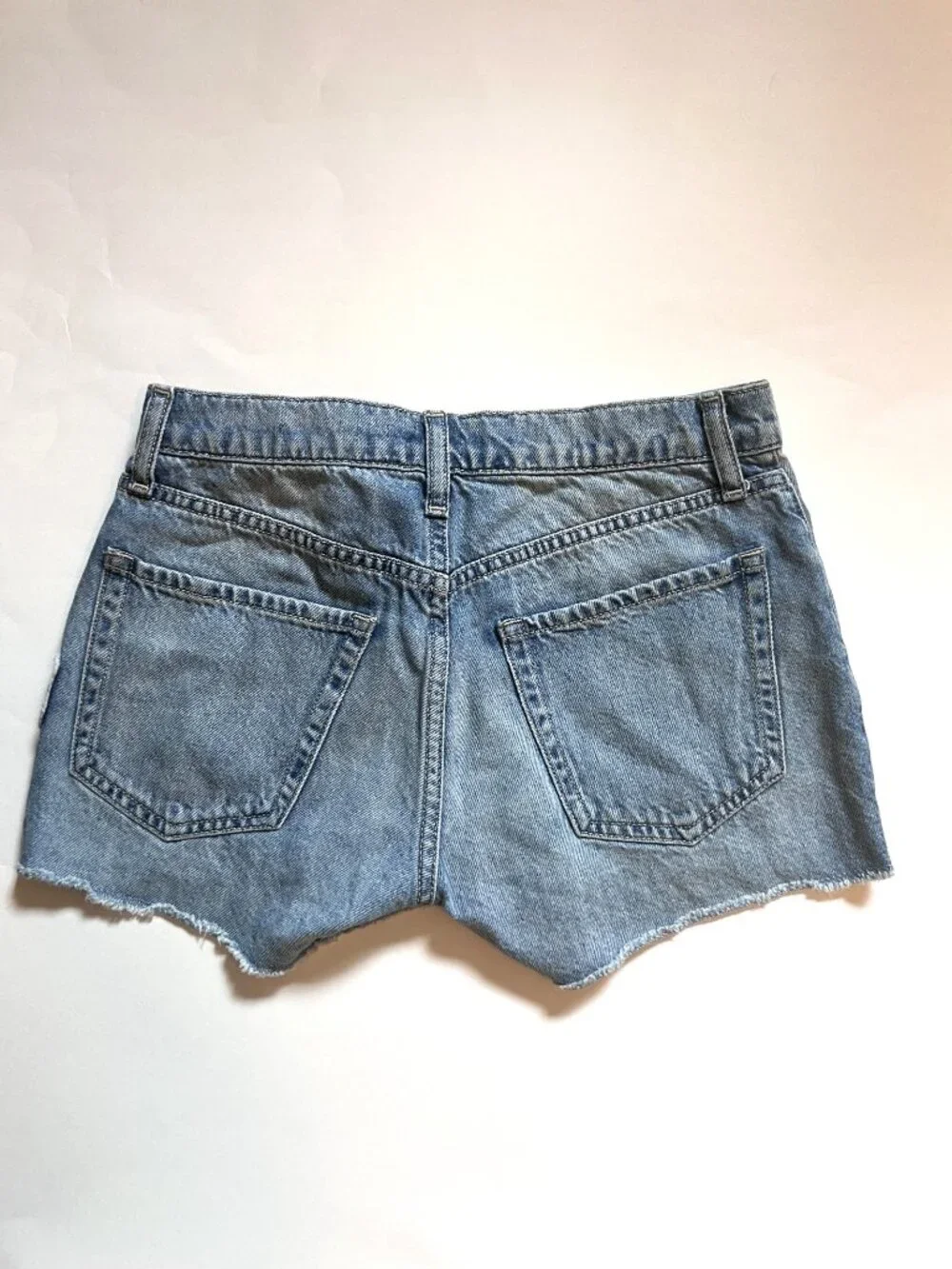 GAP Girls Low Stride Denim Cutoff Shorts with Embroidered Butterfly Size 12